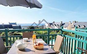 LocaLise au Guilvinec - A28 - Belle vue sur la mer, la piscine et le jardin - - Tout à pied, plages, port, centre, commerces, marché - Wifi inclus - Linge de lit inclus